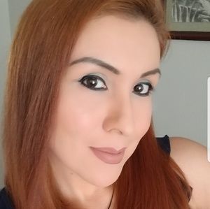 Meet your Posher, Annie Cascarano